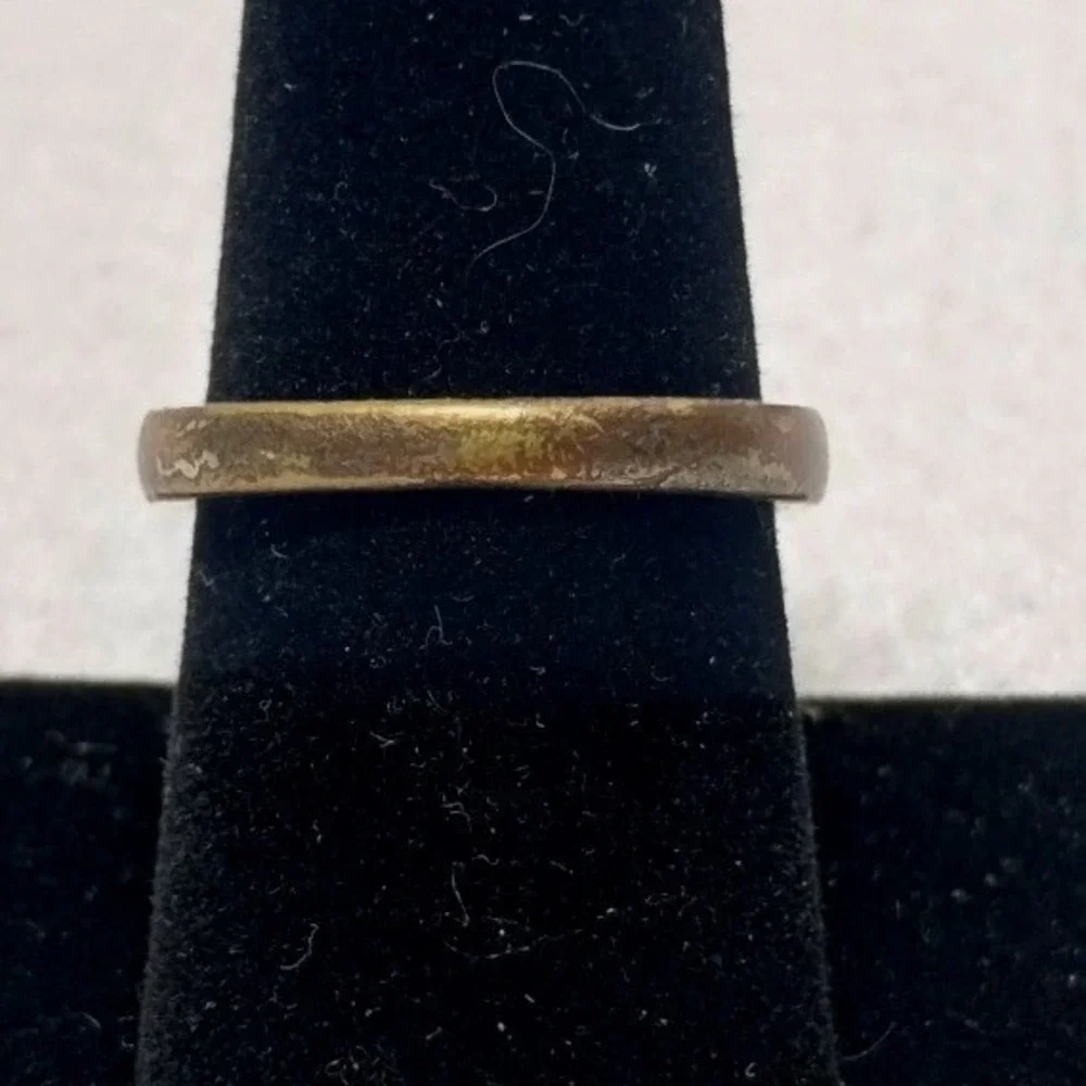 Vintage Gold Tone Two Row Cubic Zirconia Cluster Band Ring Size 8.25